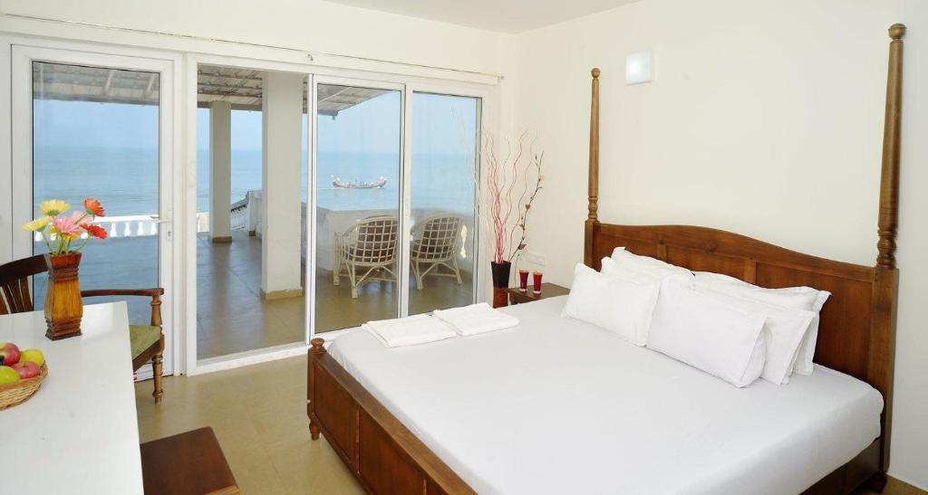 Baywatch Beach Homes Cherai Beach Room photo